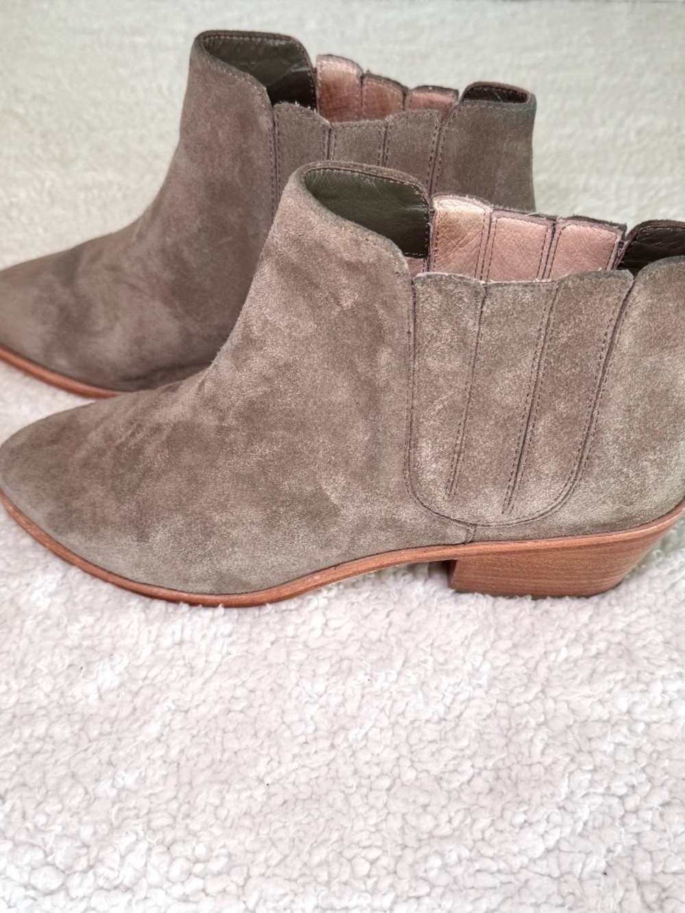 Joie Ankle Boots Women's Size US 9.5 Western Grey Suede Rustic Classic EU 39.5